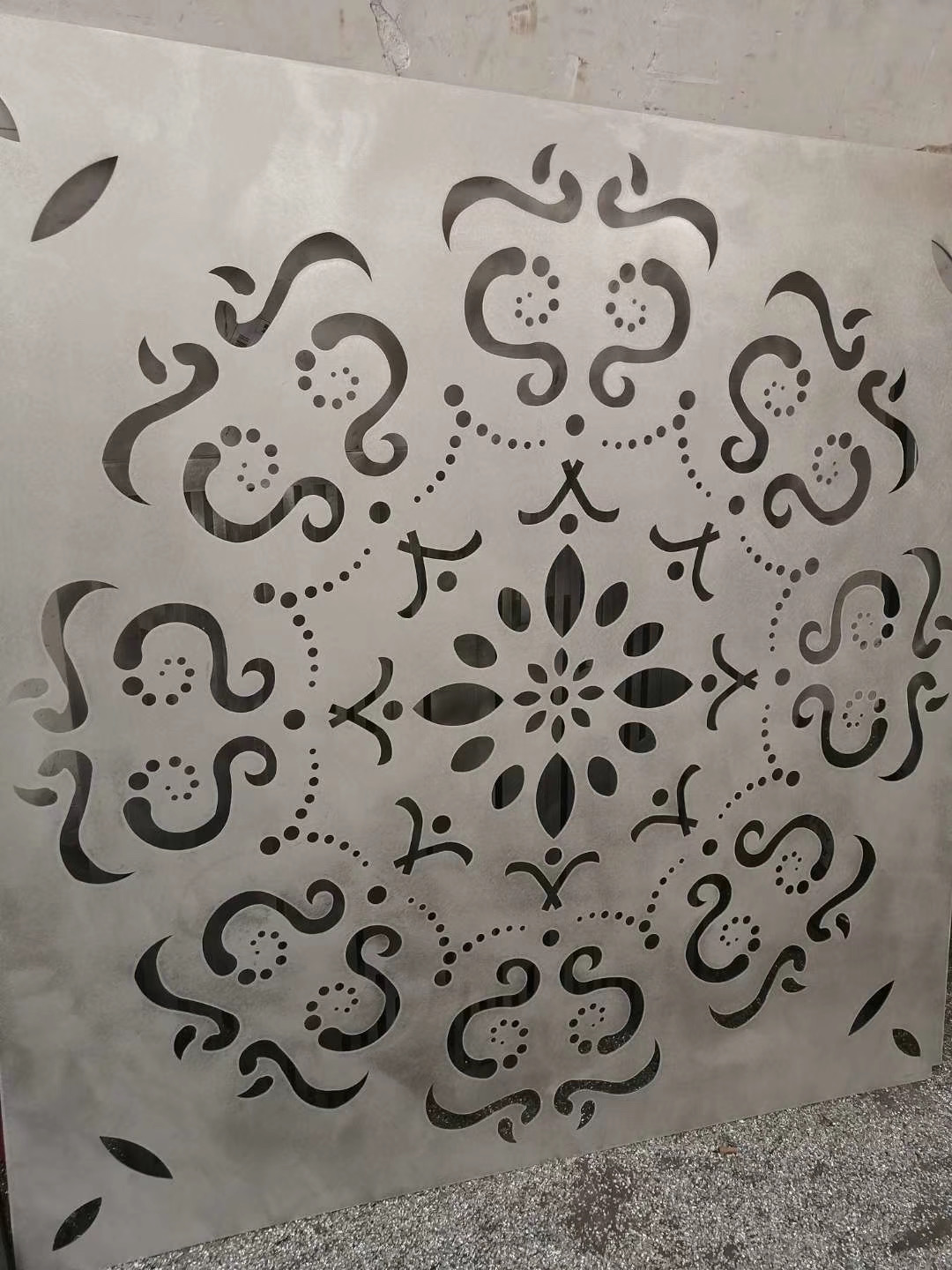 雕花墻體鋁單板