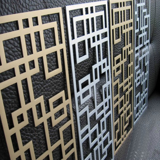 輥涂鏤空鋁單板