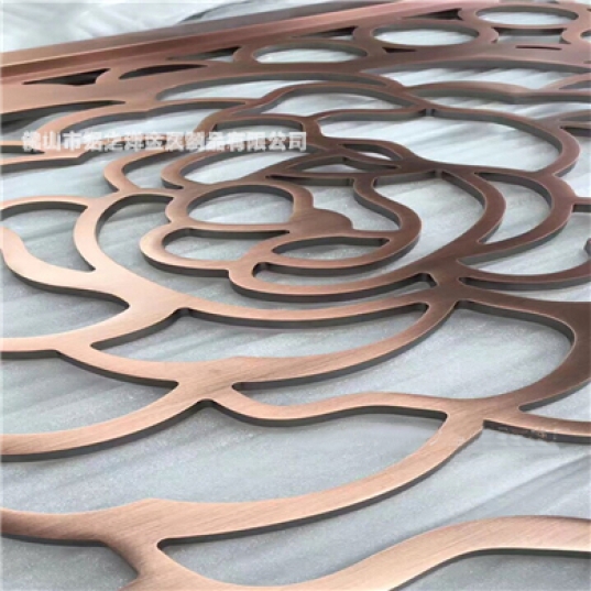 浮雕鋁屏風(fēng)